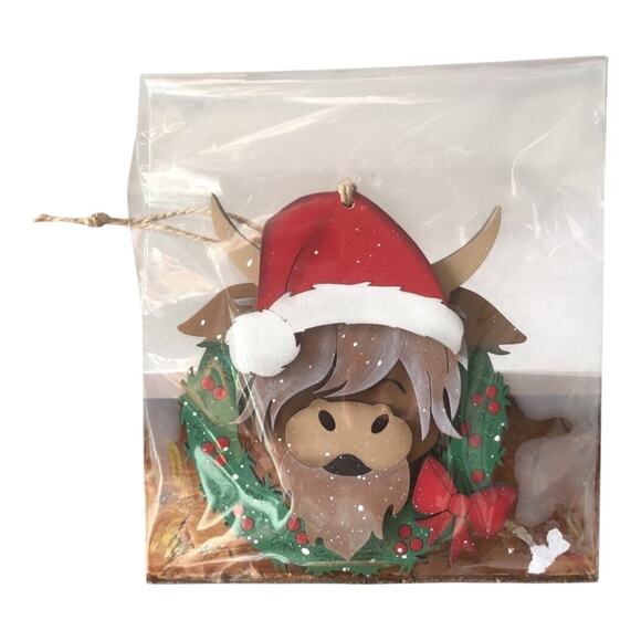 Handmade Whimsical Highlander Cow Wreath Santa Hat Hand Painted Wood Ornament - Picture 10 of 10
